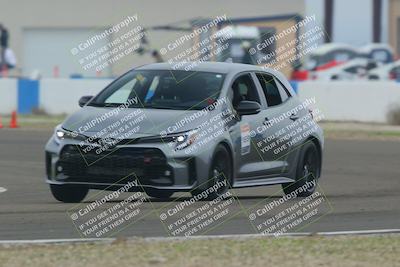 media/Dec-19-2025-Lucky Dog Racing (Fri) [[3b7b1b5fc8]]/Intermediate Low/Session 2 Turn 1/